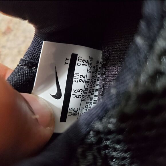 Nike Presto Extreme RUNS SMALL  SE Black/black TD Toddler Size 6c Unisex - Picture 5 of 7